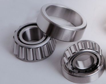 7類(lei)圓錐(zhui)滾子(zi)軸承(cheng)-YP-3011-100×170×47-鷹牌(pai)軸承(cheng)